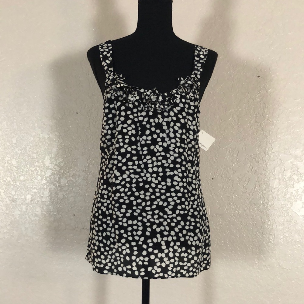 948 NWT Halogen Sleeveless blouse. SzM